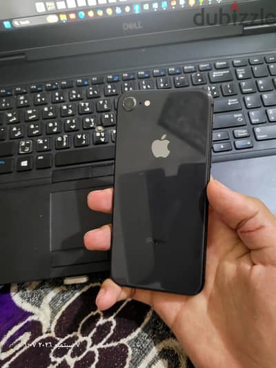آبل - آيفون 8