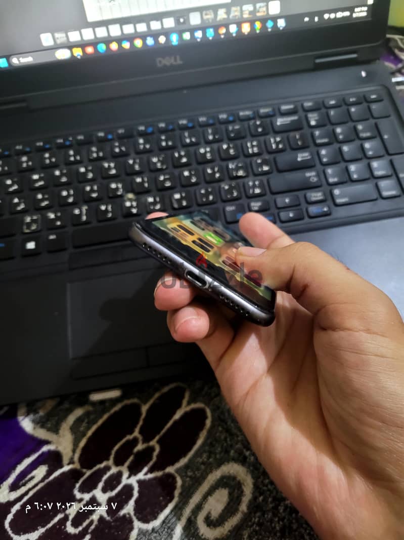 آبل - آيفون 8 2