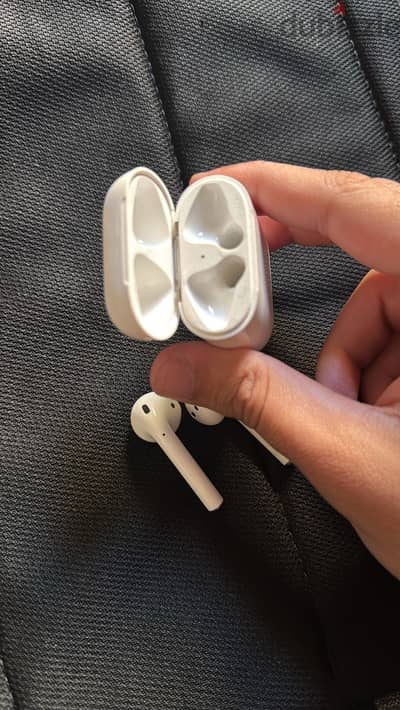 Apple airpods 2