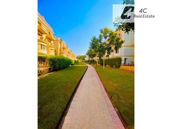 اى فيلا روف كورنر لقطه فيو لاك اقل سعر استلام فورى للبيع ماونتن فيو اكتوبر بارك بالتوسعات الشرقيه بجانب نيوجيزه وبالم هيلز