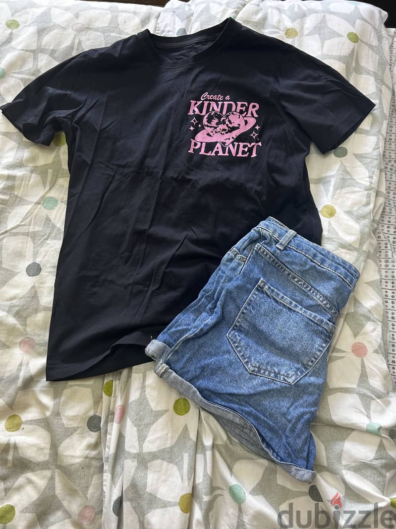Kinder planet oversized T-shirt 2