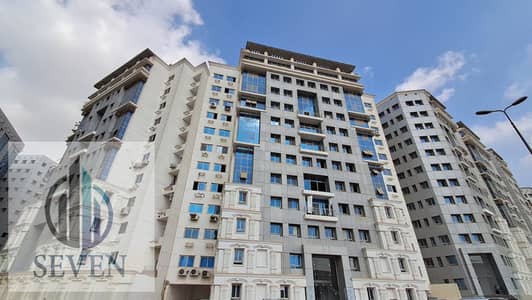 Administrative office for rent, 170 sq m, air-conditioned, in Sama Towers, directly on the Maadi Ring Road.