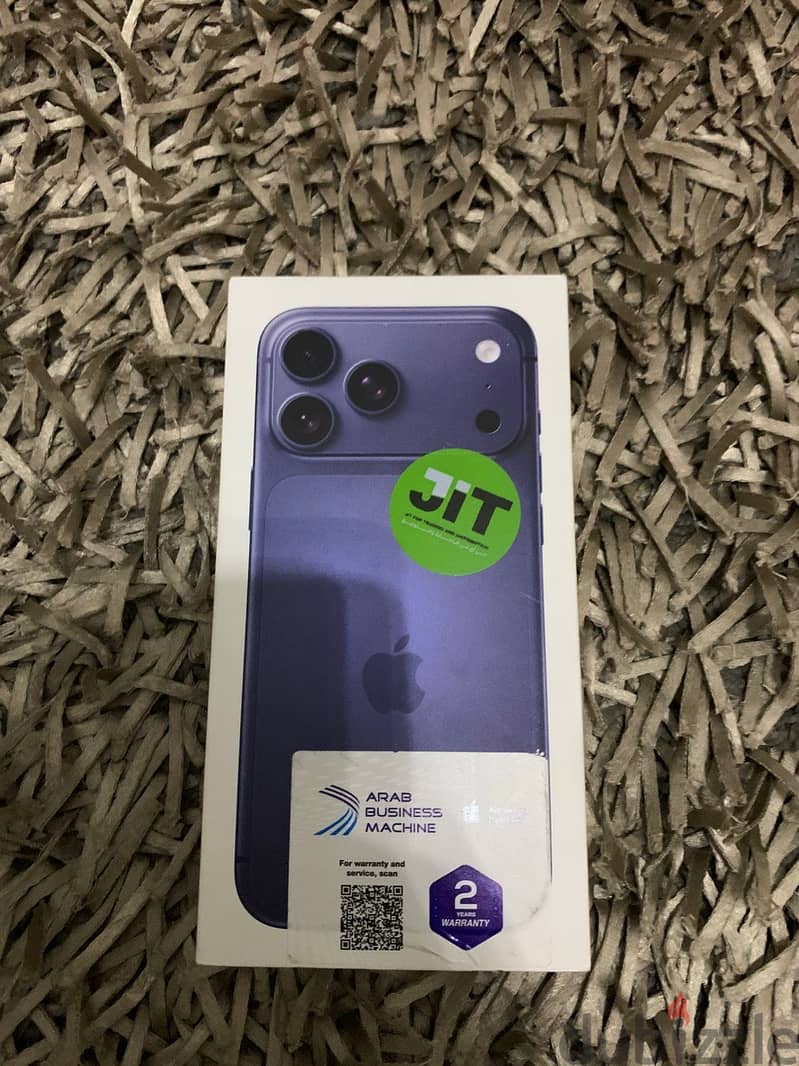 Apple - iPhone 17 Pro Max 1