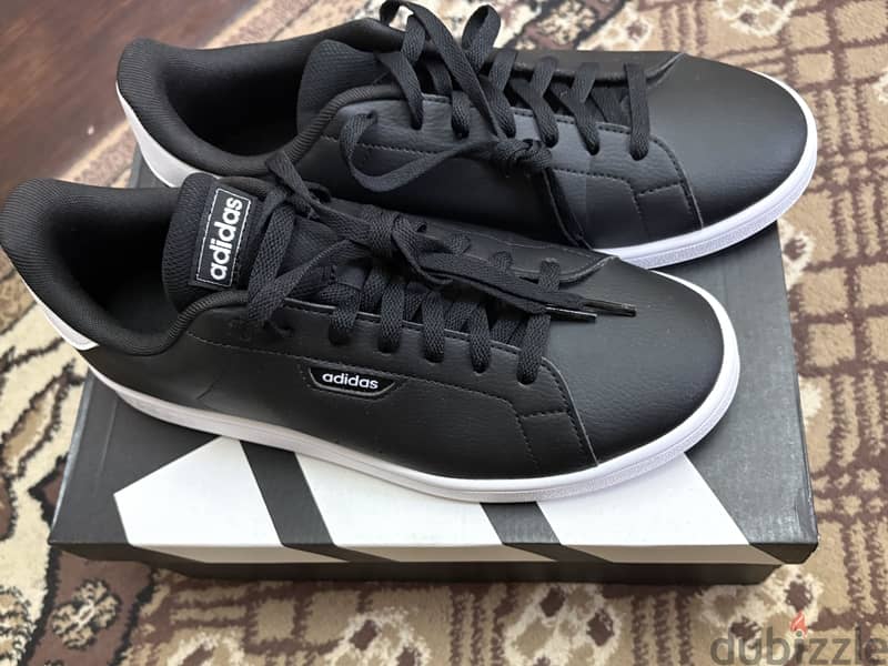 Adidas sneakers for men size 43.1/3 1
