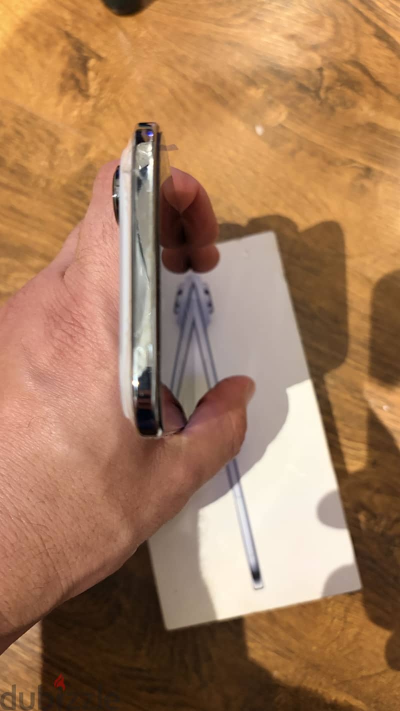 Apple - iPhone 17 Air 6
