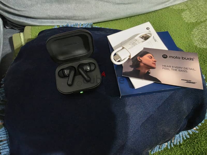 Moto Buds NEW 1