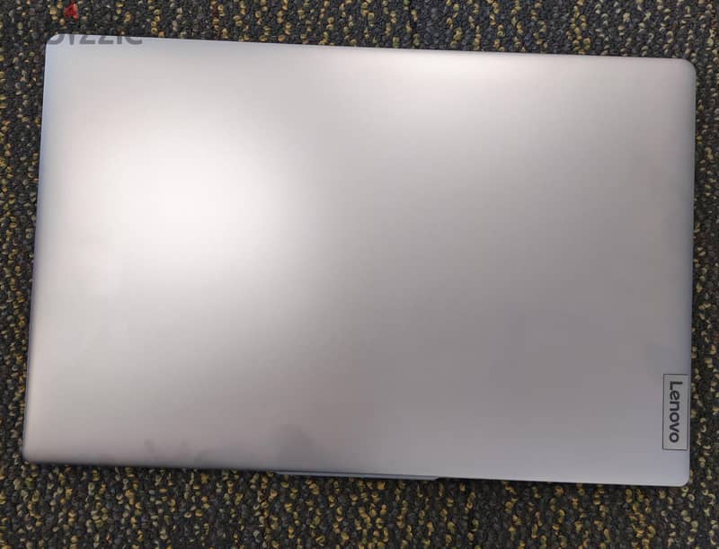 Lenovo IdeaPad Slim 3 15AMN8 3