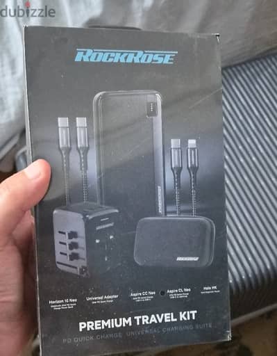 بكج سفر وشحن سريع متكامل Rockrose 20W PD زيرو بالعلبة الأصلية متبرشم