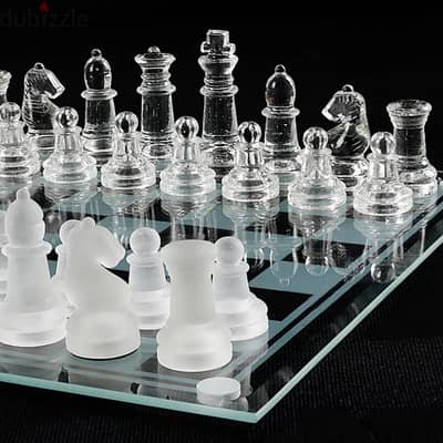 glass chess set  شطرنج زجاج كريستال