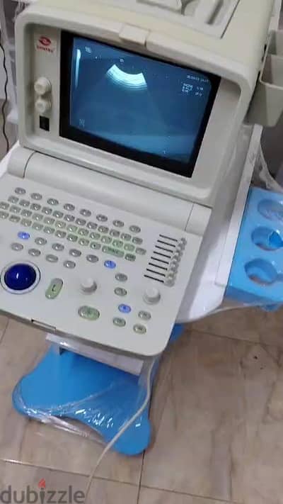 للبيع: جهاز سونار طبّي محمول CONTEC CMS280A + بروب Convex بحالة ممتازة