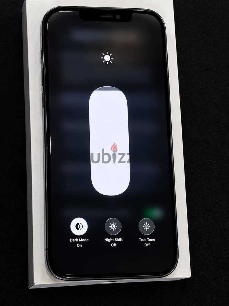 iPhone 12 3