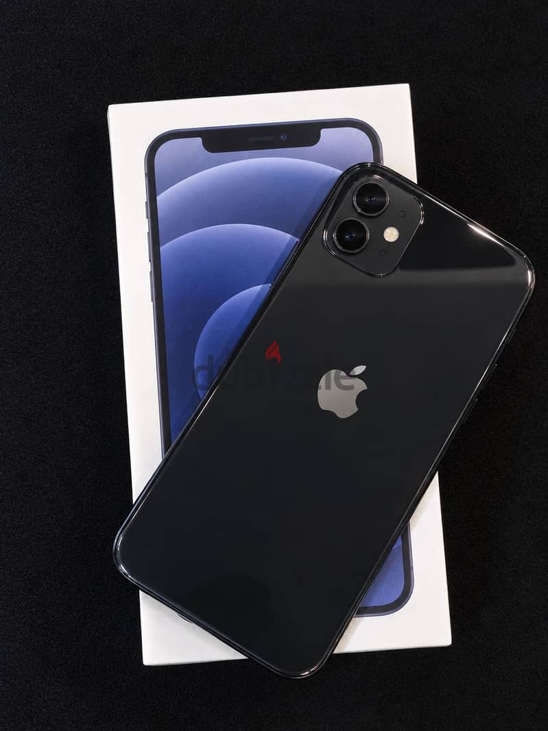 iPhone 12 4