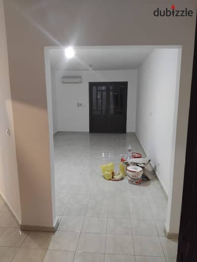 Apartment for sale 90 sqm typical floor company finishes two elevators in the building near mosque and gates 17 & 19 in Phase 5 Condo Al Rehab 1