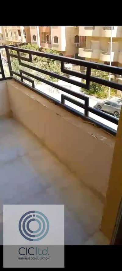 ستديو فندقى + بلكونة - زوجى - للايجار - فى الحى الاول - دور متكرر اسانسير - فرش واجهزة جديدة - خطوات من محور ونادى وادى دجلة وجامعة نوال الدجوى MSA