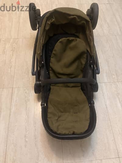 عربيه اطفال Graco الاصليه