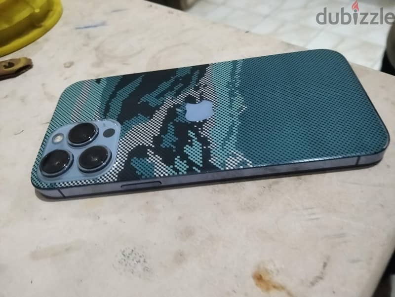 آبل - آيفون 13 برو ماكس 2