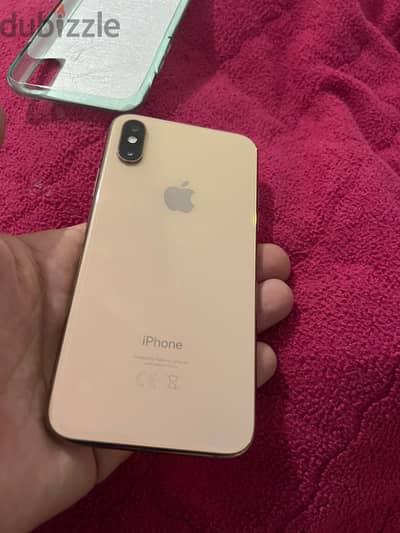 آيفون XS ممتاز بدون خرابيش بدون عيوب مش مفتوح 64 جيجا بطاريه 76%