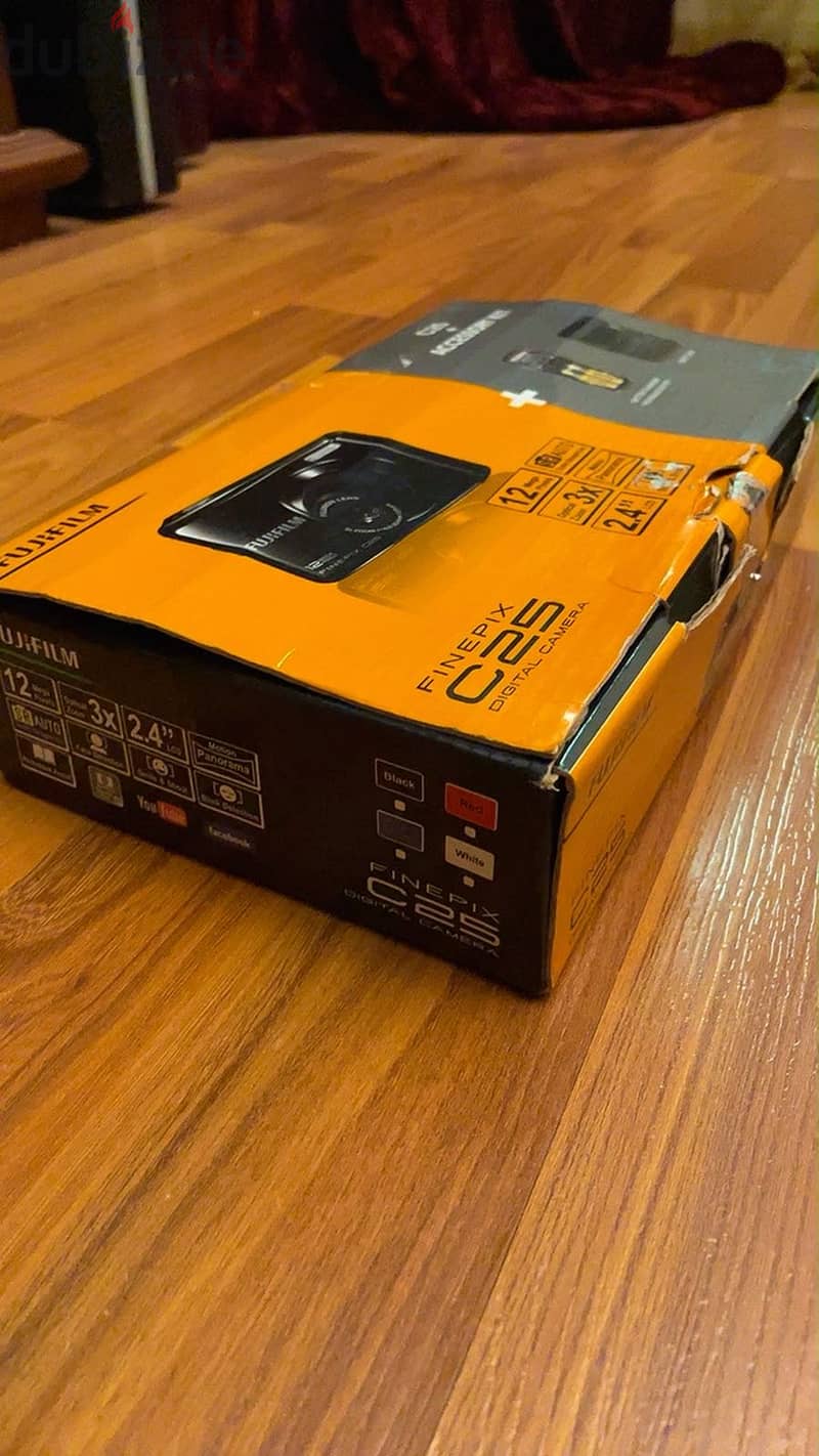 Fujifilm FinePix C25 – 12MP digital camera 2