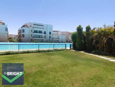 Live the European Lifestyle ! apartment 95m - Fully furnished - view pool - under market price in marina marassi 1 -