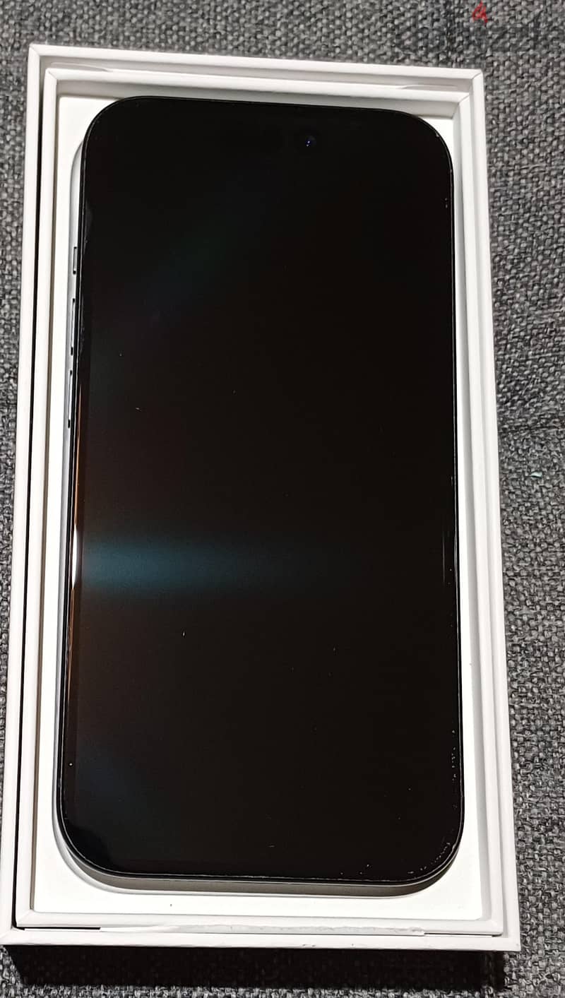 Apple - iPhone 15 1