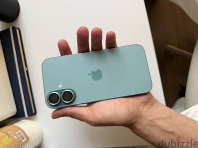 Apple - iPhone 16 battery 95%