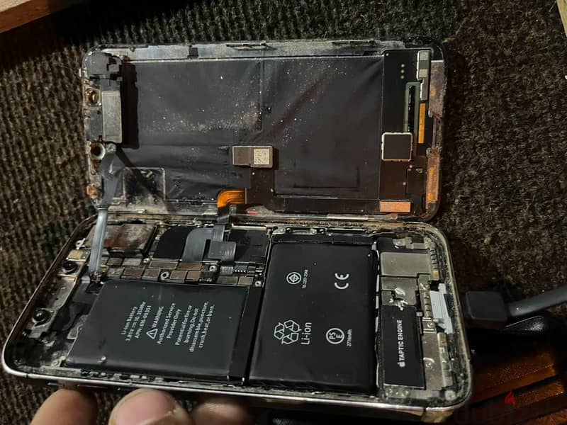 Apple - iPhone X 2
