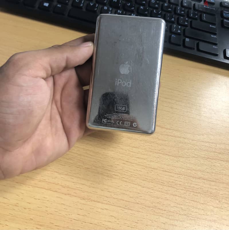 Apple iPod classic 15G 3th Generation 2