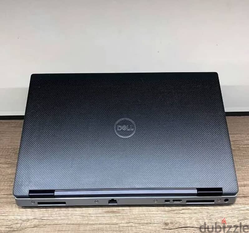 DELL 7710 1