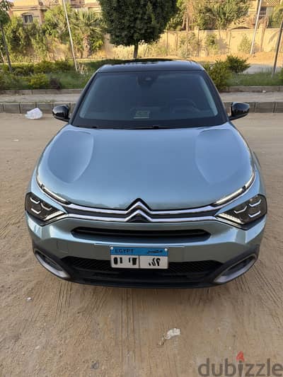 Citroen C 4 Shine  2023  Red Interior