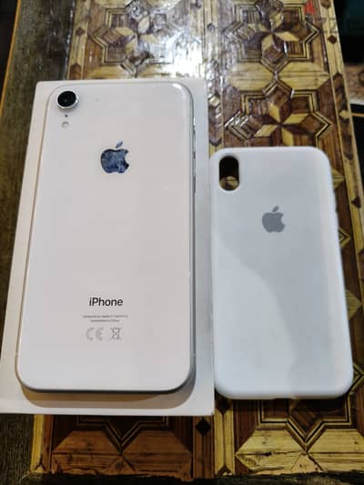 Apple - iPhone XR