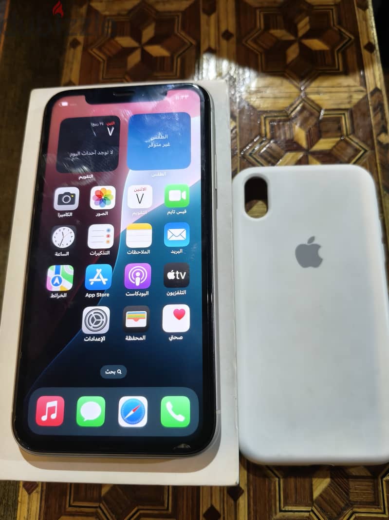 Apple - iPhone XR 1