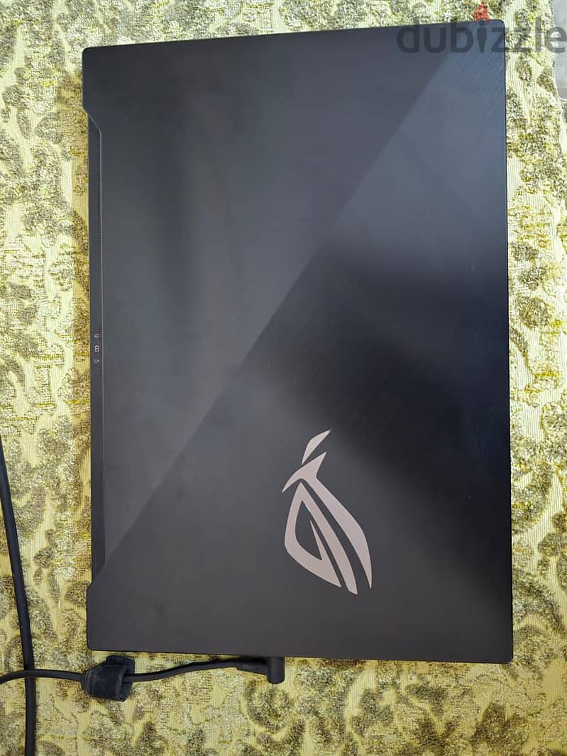 asus zephyrus s17 gamming laptop 9
