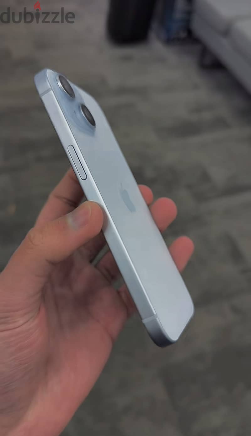 iPhone 15 Blue 3