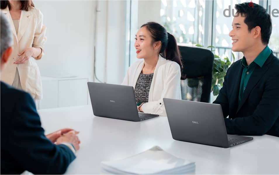 Dell Pro Max 14 Business Laptop 8