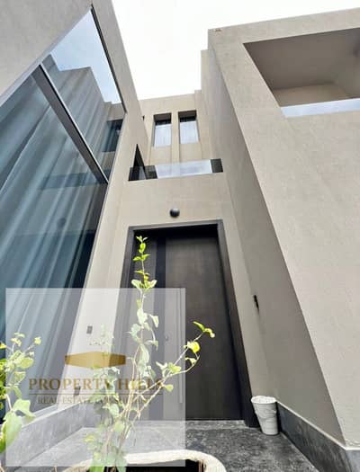 The latest villa for sale is ready for immediate delivery and can be viewed at any time in a prime location within the Fifth Settlement in the Waterway compound.
