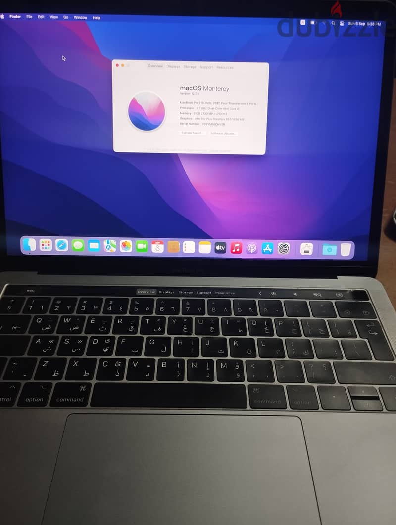 Macbook pro 2017 13 inch Touch bar 1