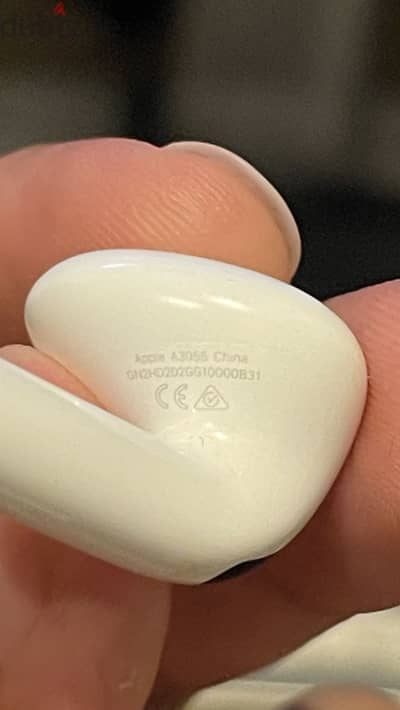 Apple AirPods 4 ANC