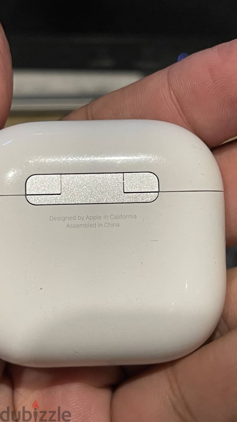 Apple AirPods 4 ANC 2