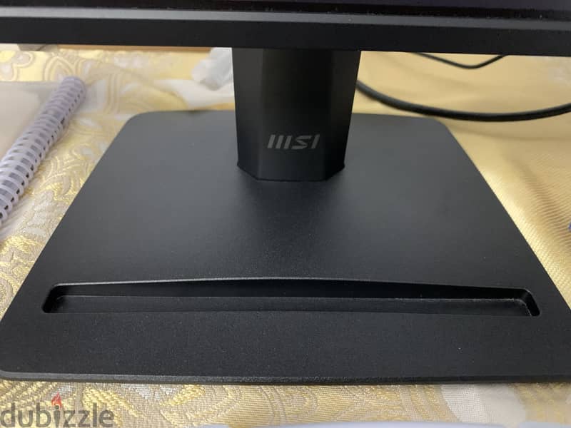 Msi pro mp251 E2 gaming monitor 120hz 25-inch IPS 99%SRGB 2
