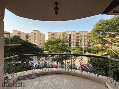Apartment 131 m for sale in Al Rehab 2 - North Salhri - First Upper Floor with Elevator - Talaat Moustafa - The best locations