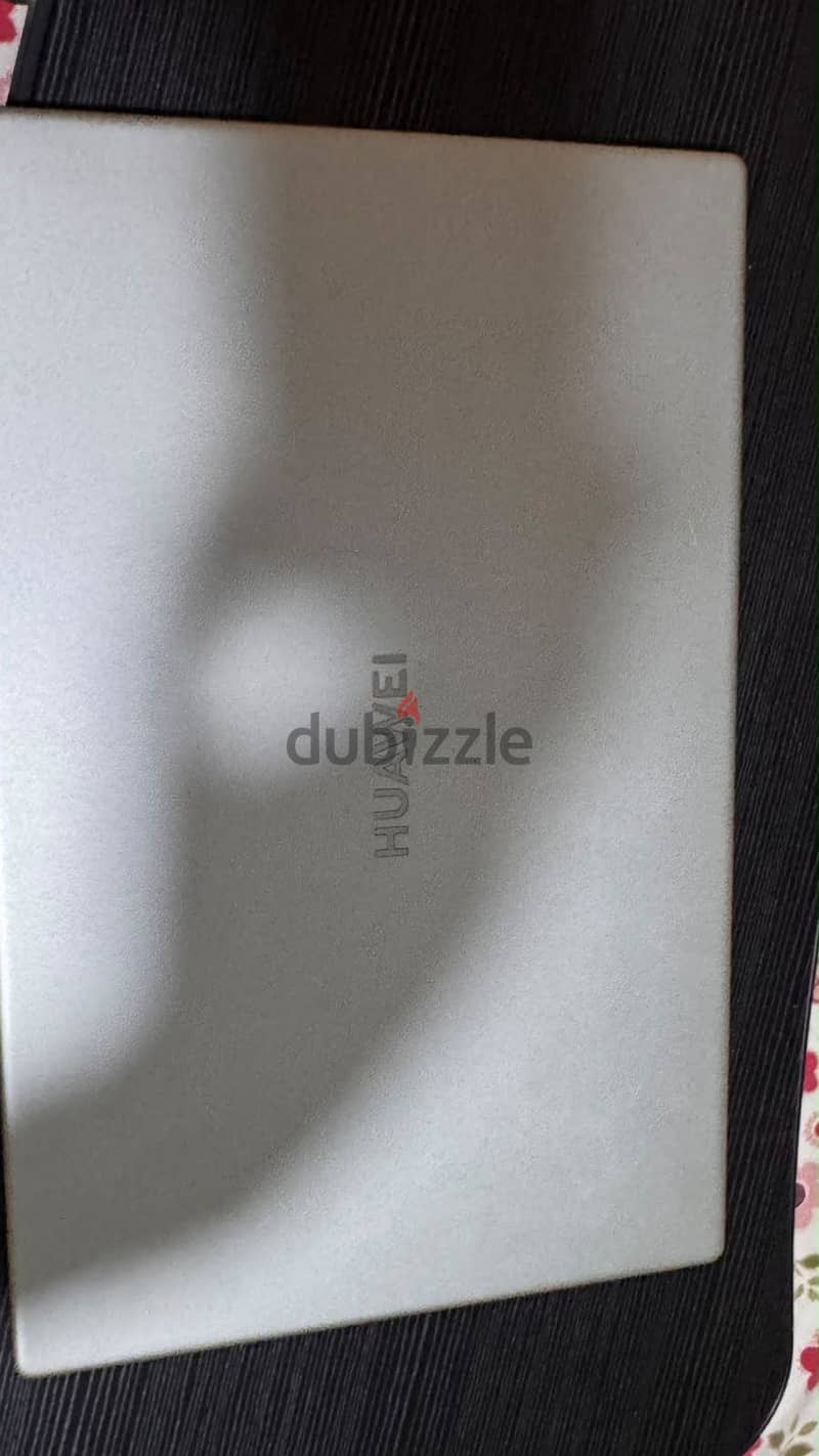 Hauwei Matebook D15 1
