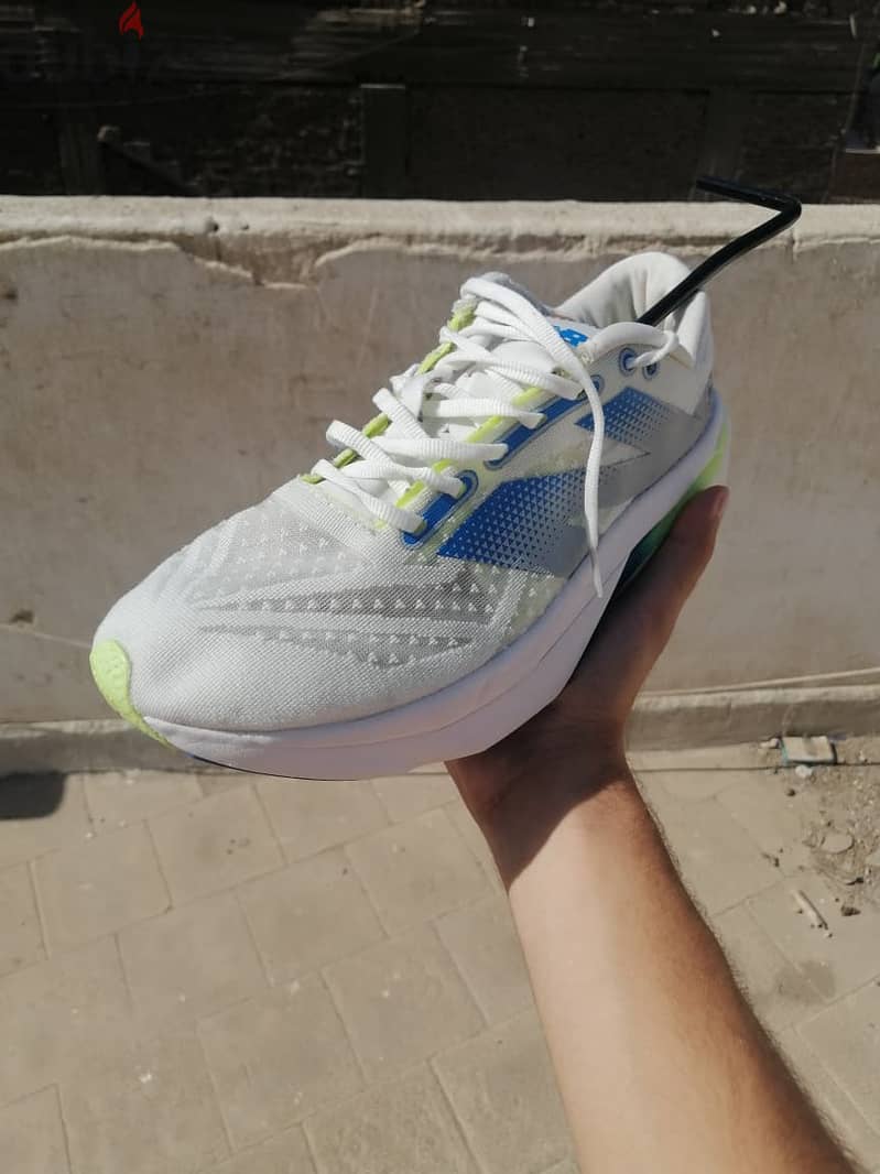 ORIGINAL NEW BALANCE FUELCELL SUPERCOMP ELITE V4 1