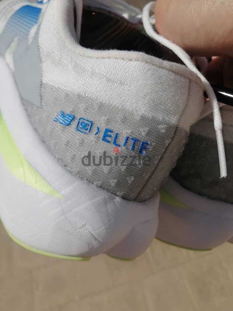 ORIGINAL NEW BALANCE FUELCELL SUPERCOMP ELITE V4 4