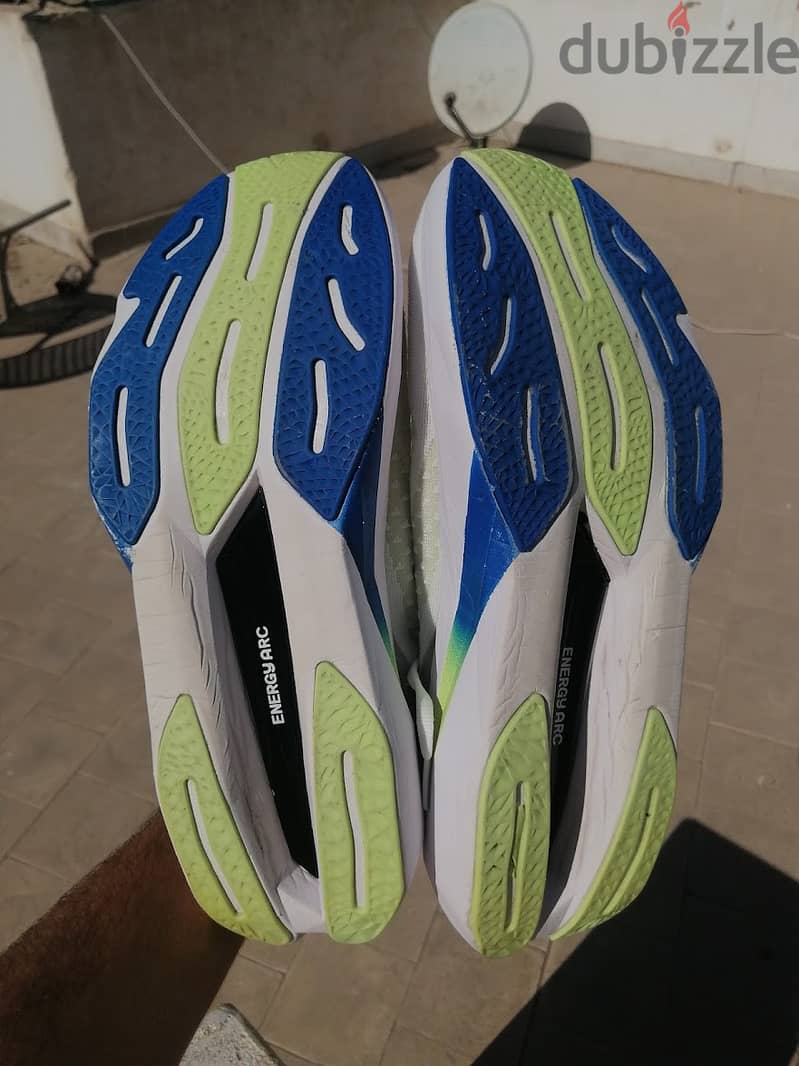 ORIGINAL NEW BALANCE FUELCELL SUPERCOMP ELITE V4 5