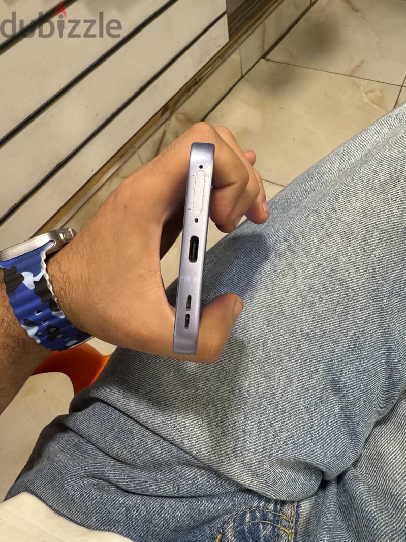 OPPO Reno 15 4