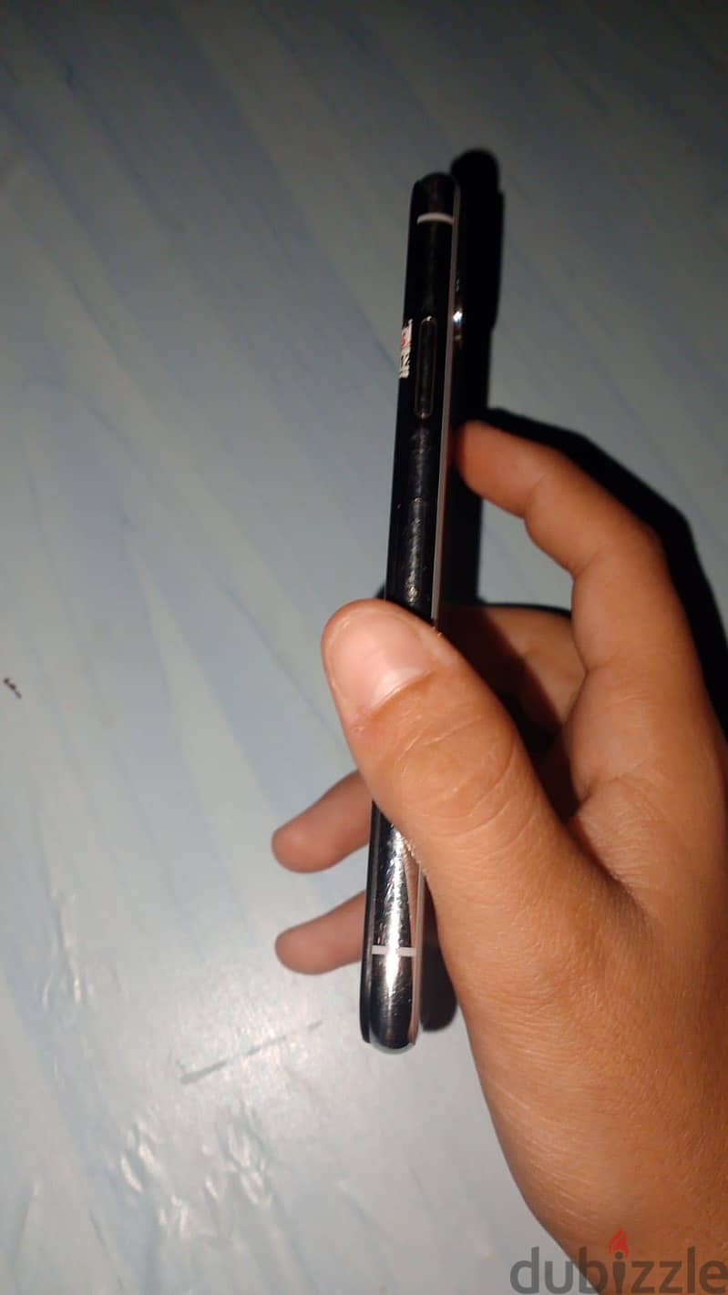 آبل - آيفون اكس 2