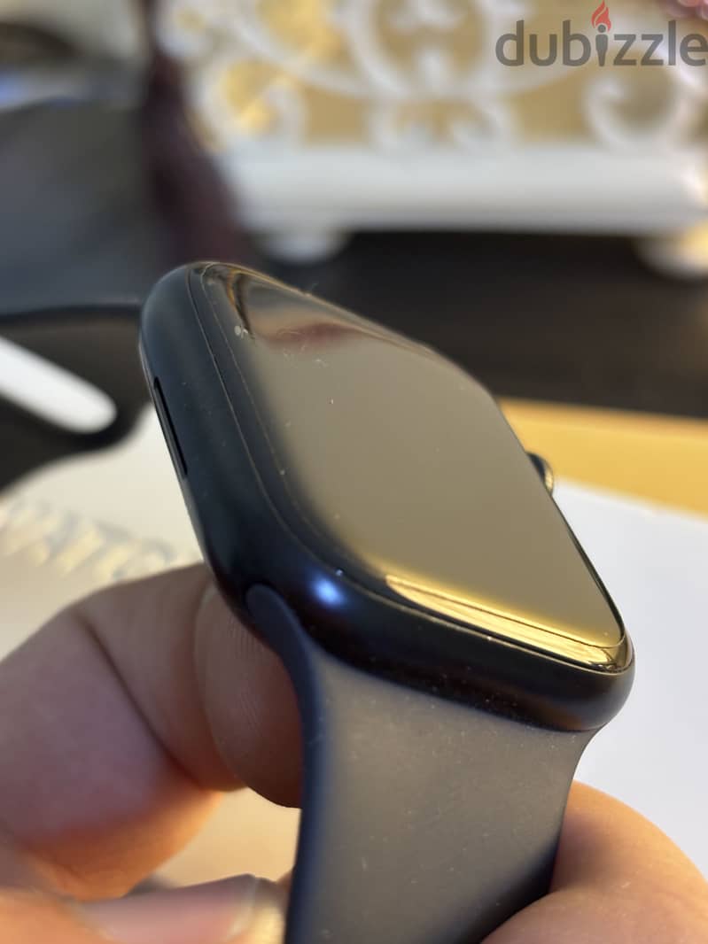 Apple watch series 8 4