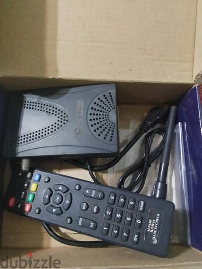 رسيفر HD sAlik بمحتوياته