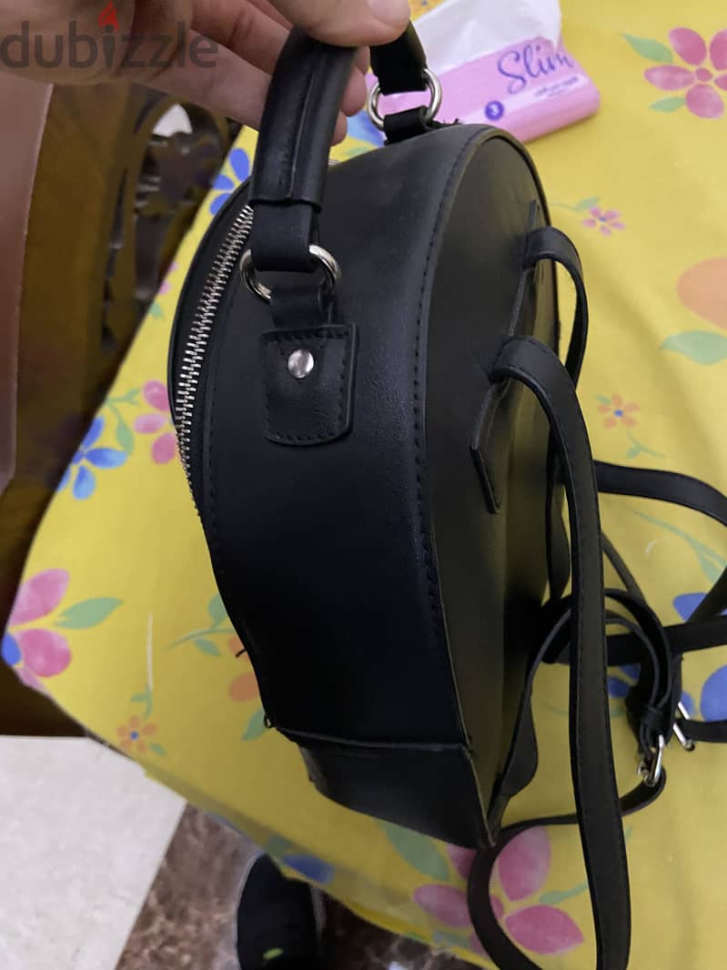 Stradivarious Backpack 1
