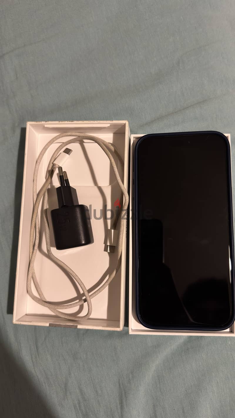 Apple - iPhone 17 Pro Max 2